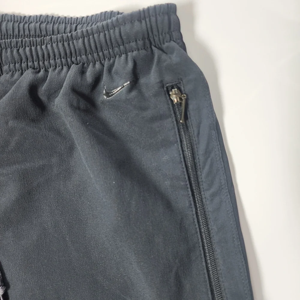 Nike Windbreaker Pants Mens Large Black Lightweight Zipper Ankle Nylon Vintage